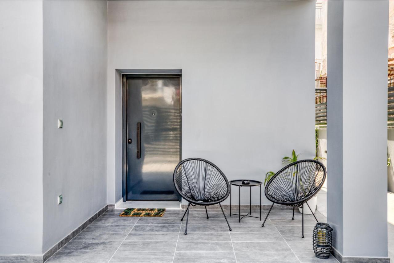 Spacious Flat With Courtyard And Private Parking! Athén Kültér fotó