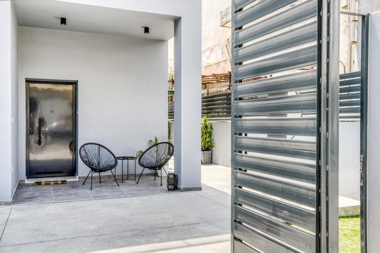 Spacious Flat With Courtyard And Private Parking! Athén Kültér fotó