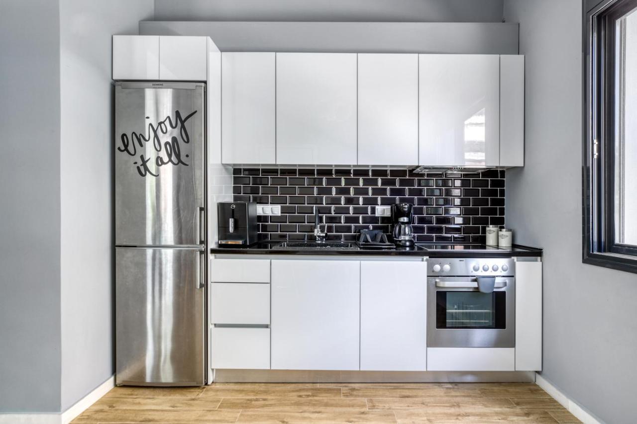 Spacious Flat With Courtyard And Private Parking! Athén Kültér fotó