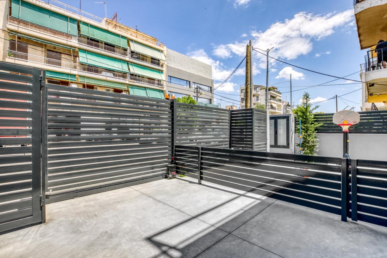 Spacious Flat With Courtyard And Private Parking! Athén Kültér fotó
