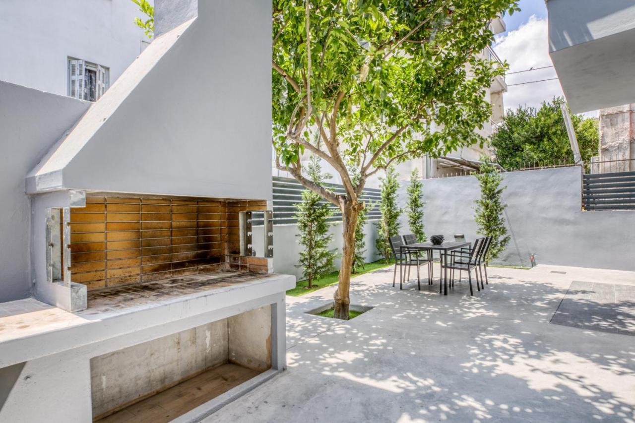 Spacious Flat With Courtyard And Private Parking! Athén Kültér fotó